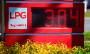 Ceny LPG w Polsce: 3.84 zł/litr na tablicy stacji SupraGas.