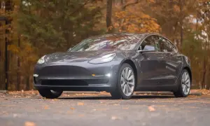 Ile tesla ma zasięgu? Odkryj prawdziwe możliwości na jednym ładowaniu