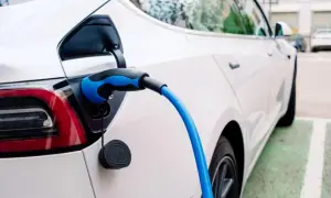 Od kiedy tylko samochody elektryczne? Sprawdź, co to oznacza dla Ciebie