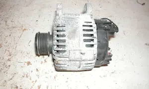 Jak wymontować alternator Audi A4 B5 - uniknij kosztownych błędów