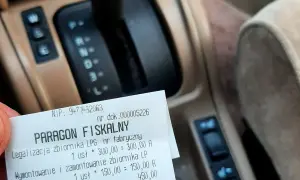 Paragon z Łodzi potwierdza legalizację butli LPG i montaż zbiornika. Koszt usługi 450 zł.