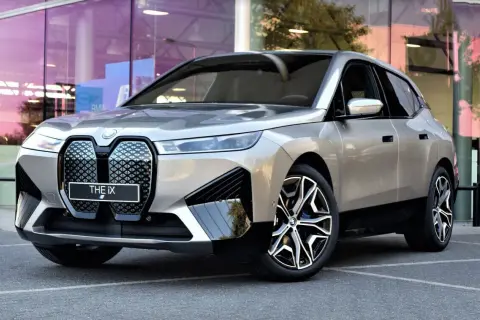 Ile waży samochód elektryczny? Zaskakujące różnice między modelami