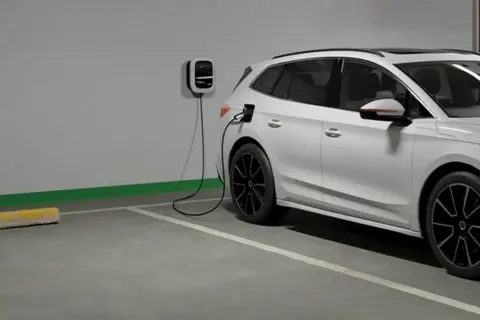 Jaki samochód elektryczny ma największy zasięg? Oto najlepsze modele