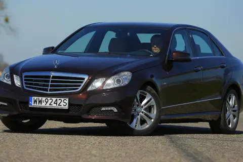 Mercedes W212 - jaki silnik wybrać, aby uniknąć problemów?
