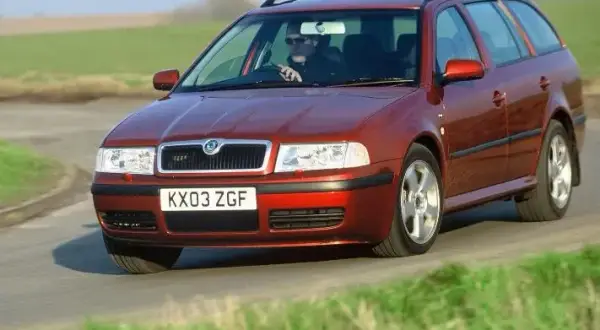 Jak wymienić alternator w Skodzie Octavia II bez zbędnych problemów