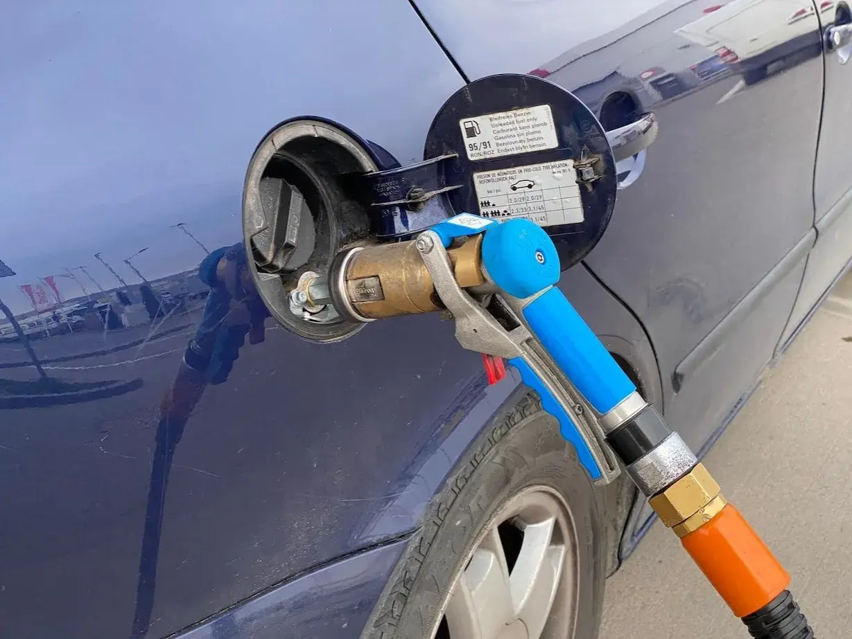 Tankowanie gazu LPG w Warszawie. Dobre ceny gazu lpg warszawa to klucz do oszczędności.