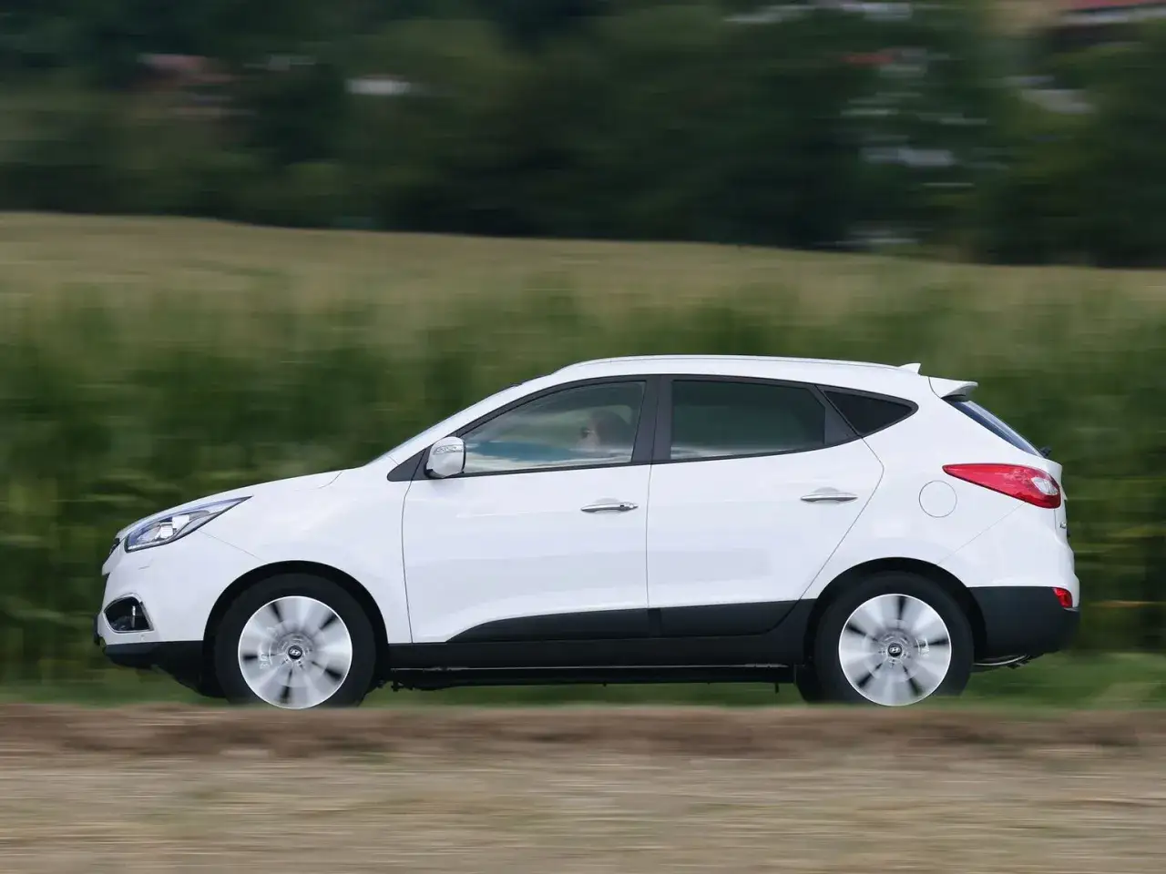 Zdjęcie Hyundai ix35 jaki silnik wybrać? Odkryj najlepsze opcje i porady