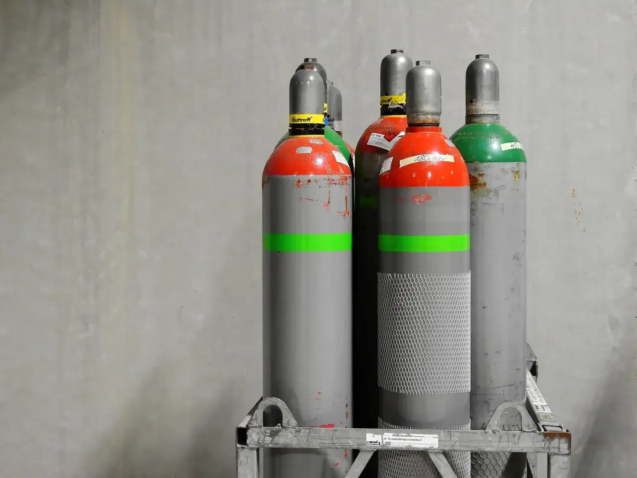 Zdjęcie Ile waży LPG? Kluczowe informacje o wadze gazu w litrach