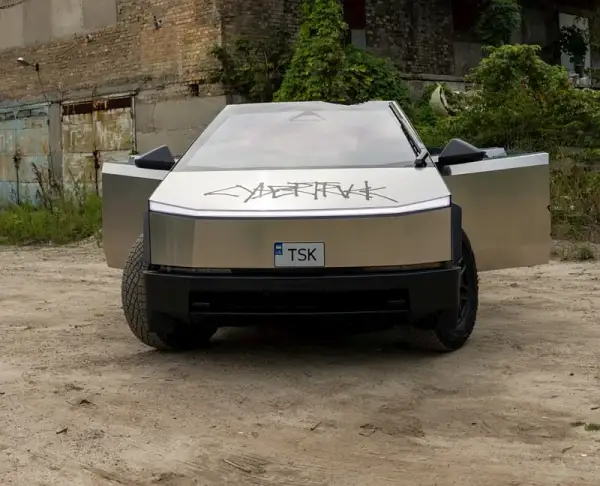 Tesla Cybertruck ile kosztuje? Sprawdź ceny i różnice w Polsce